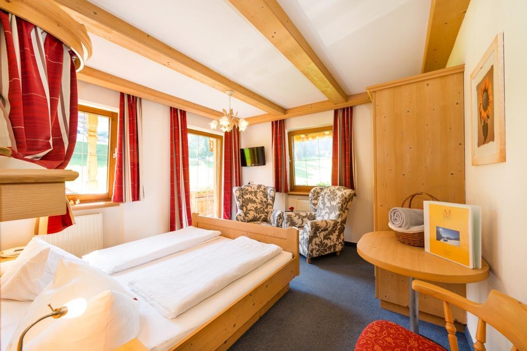 Hotel Landhaus Marchfeld Оберау Екстер'єр фото